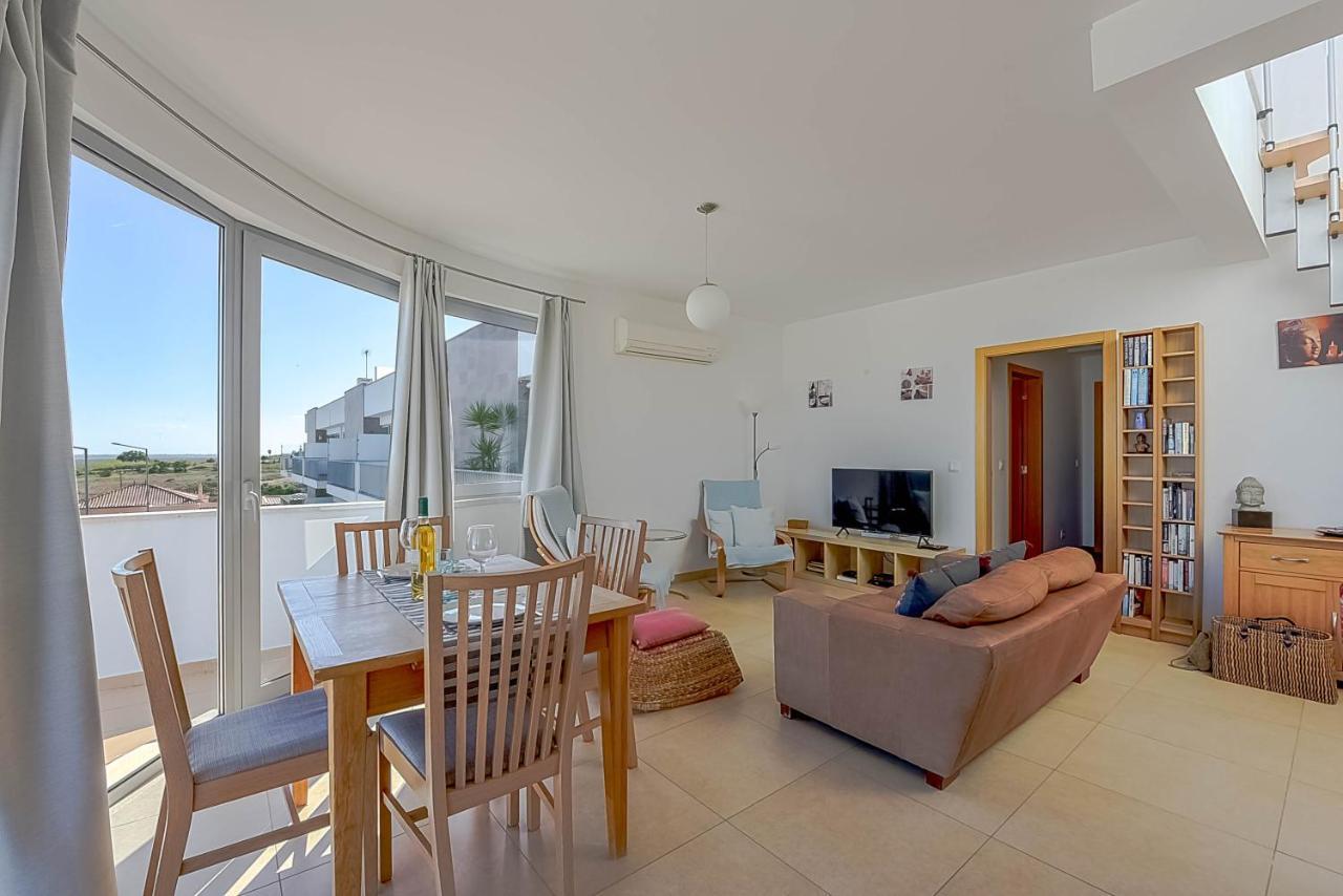 Penthouse Quilha Apartment Fuzeta Exterior photo